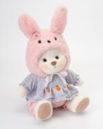 Puffy, le lapin le plus mignon avec un chapeau et une robe rose ! – Image 13